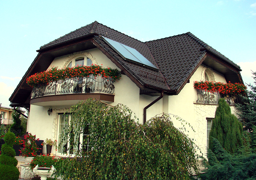 Kolektory płaskie słoneczne w domu 1-rodzinnym